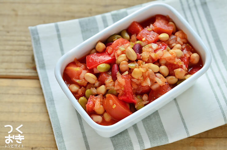 和えるだけで簡単。トマトと豆のサルササラダの料理写真