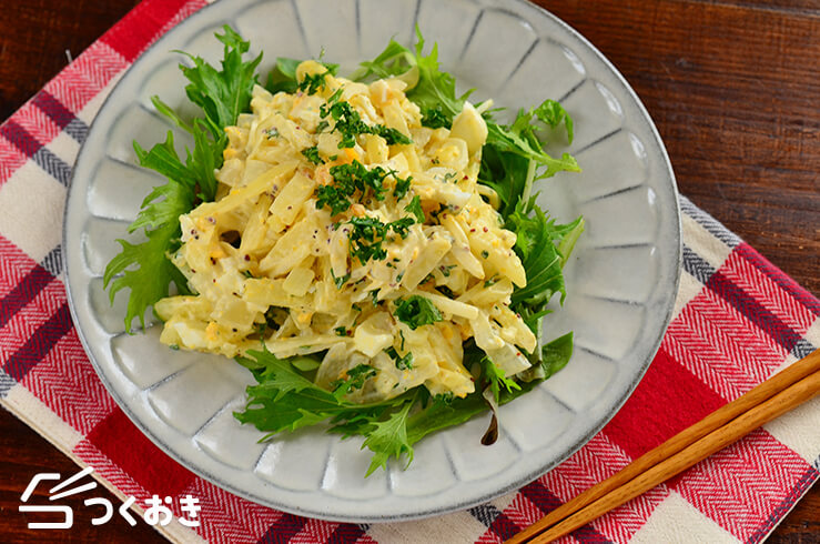 シャキッとポテトと卵のサラダの料理写真
