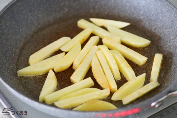 ピーマンとじゃがいもの炒め物のレシピ 作り方 つくおき