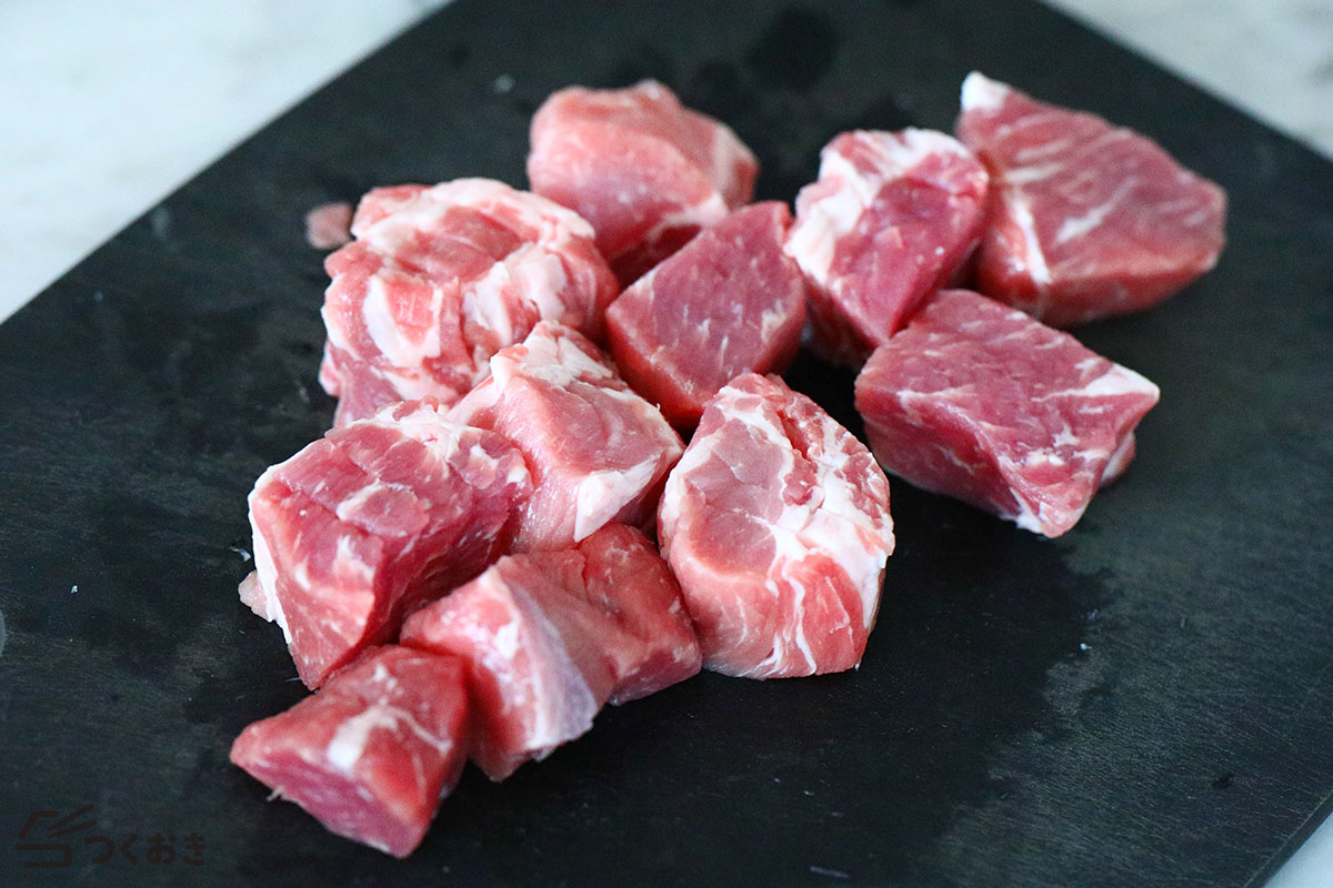豚肉とじゃがいもの濃厚醤油煮の手順写真その1