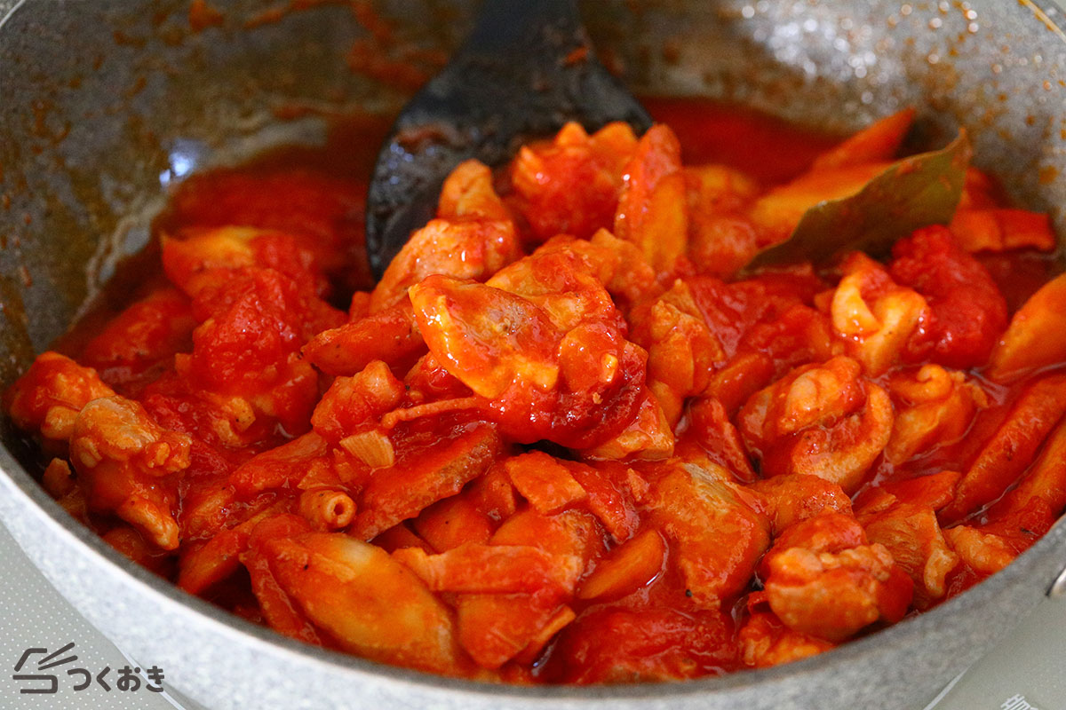 鶏肉とごぼうのトマト煮の手順写真その4