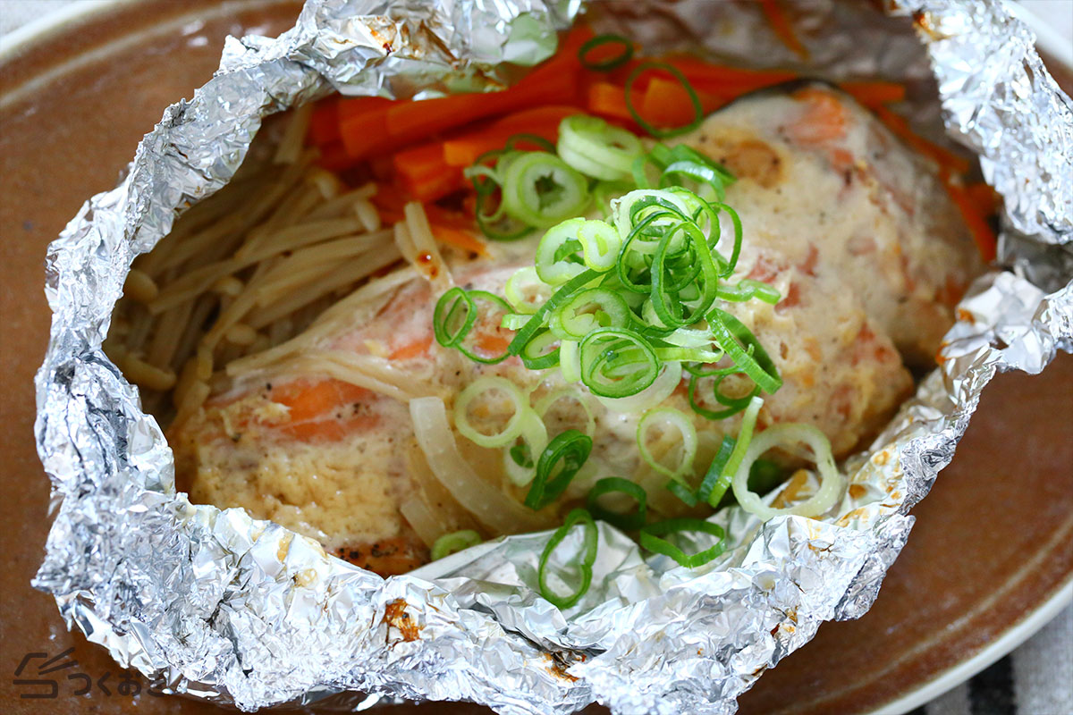 鮭のホイル焼き（みそマヨバージョン）