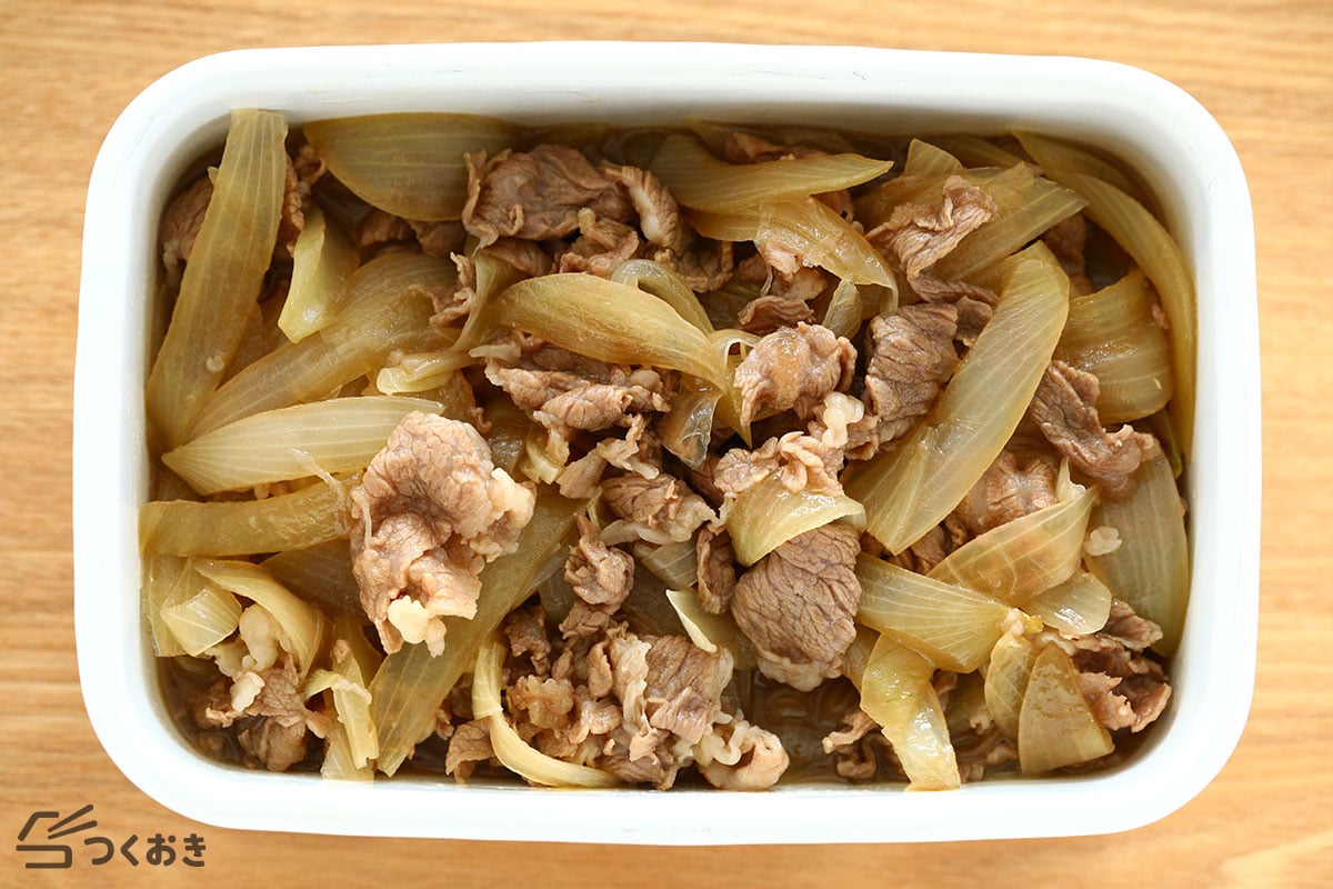 自宅で作れる！基本の牛丼の冷蔵保存写真