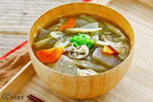 具だくさんでおいしい！基本の豚汁の写真