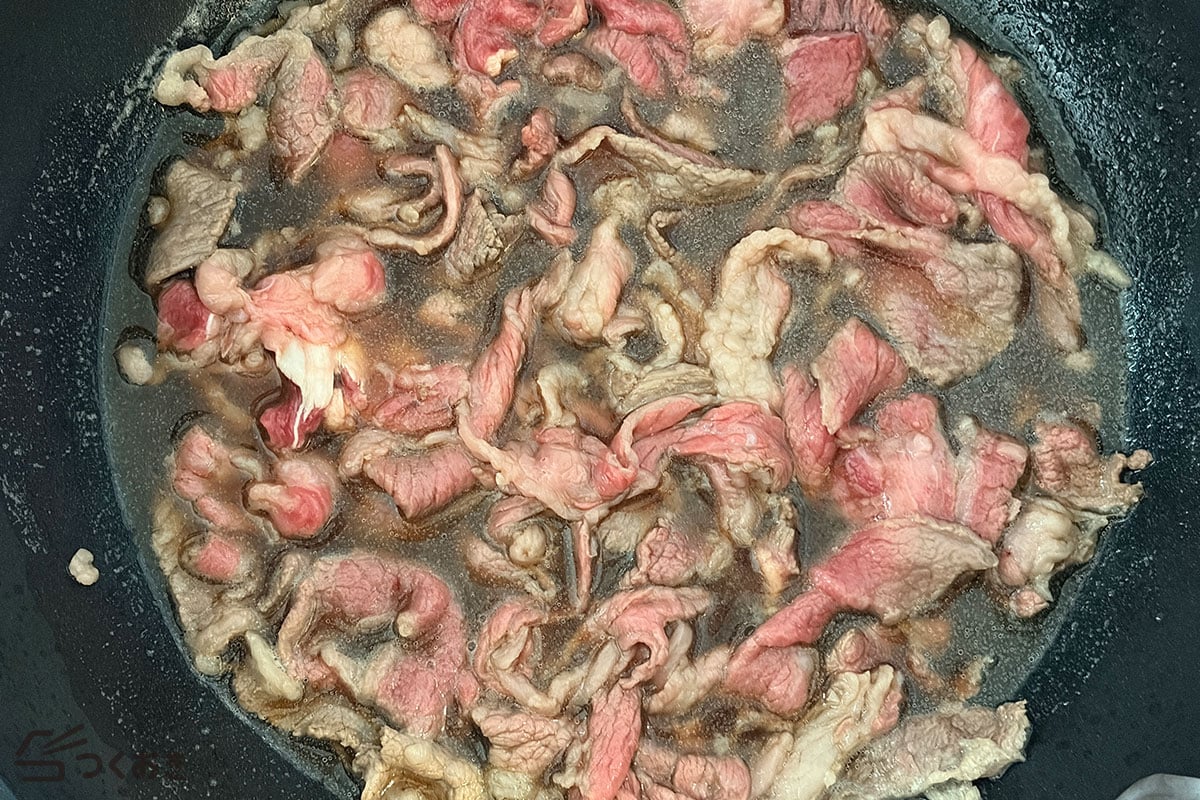 味しみで肉やわらか！肉豆腐の手順写真その3