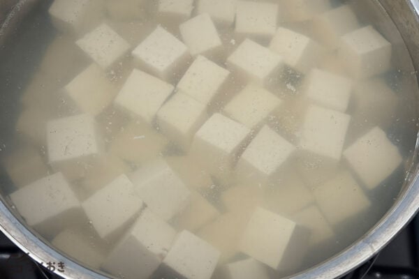 身近な調味料で◎ 基本の麻婆豆腐の手順写真その1