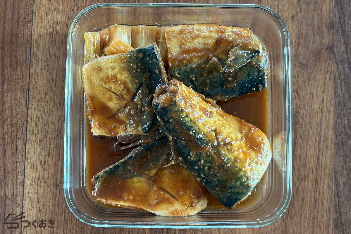 フライパンで簡単！鯖の味噌煮の冷蔵保存写真