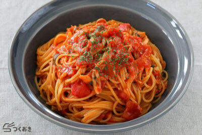 ワンパンで◎ ツナとしめじのトマトパスタの料理写真